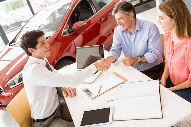 Assessing the Vehicle's History and Maintenance Records